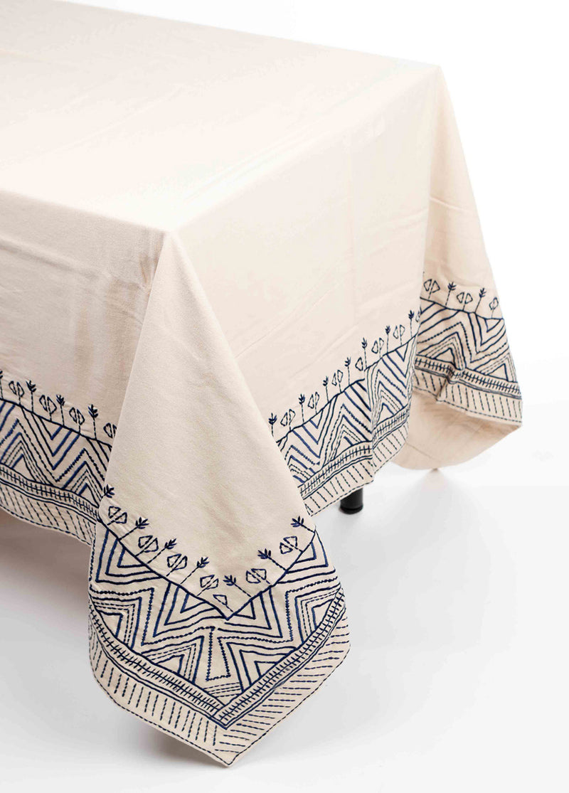 EMBROIDERED COTTON TABLECLOTH20