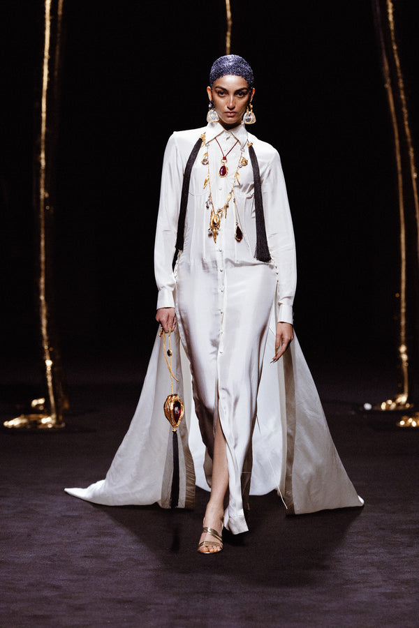 Relic Tassel Pochette