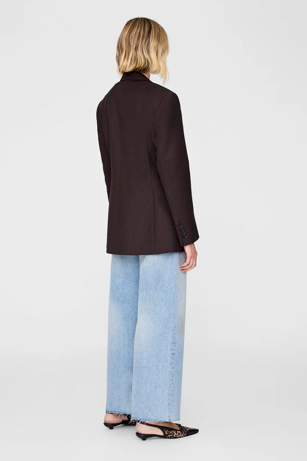 Arethra Blazer