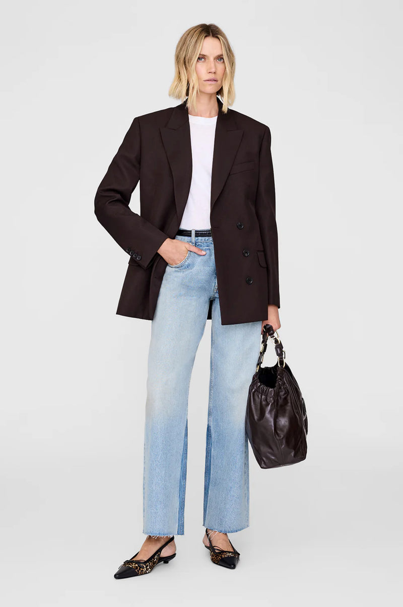 Arethra Blazer