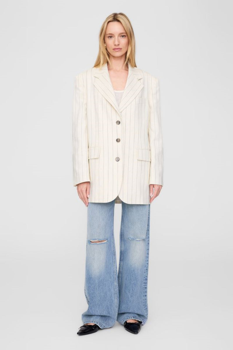 Sara Blazer